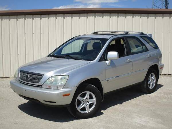 2001 Lexus RX 300 4WD - - by dealer - vehicle for sale in Wilmington, OH – photo 4