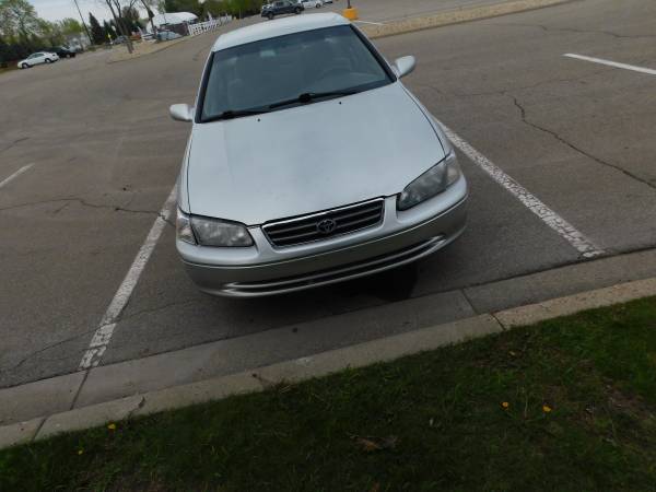 2001 Toyota Camry LE - Silver for sale in Saint Paul, MN – photo 4
