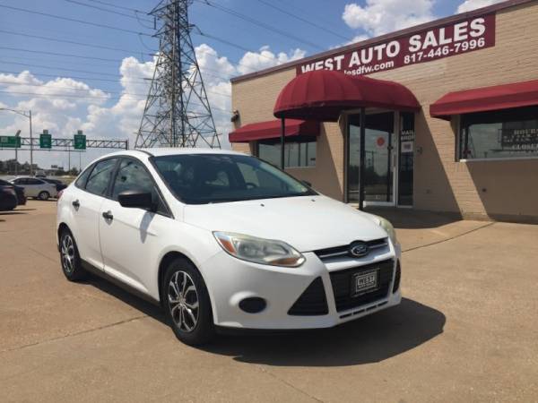 2014 Ford Focus 4dr Sdn auto 5500 Cash Cash / Finance - cars &... for sale in Fort Worth, TX – photo 2