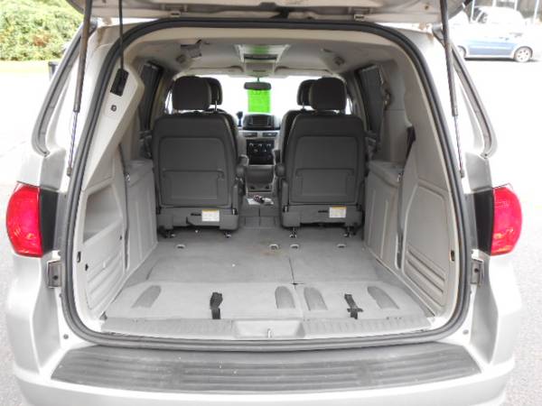 2011 Volkswagen Routan SE 102k Miles Leather 2 DVD Players Rev.... for sale in Seymour, CT – photo 21