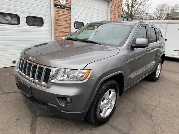 ☼☼ 2012 JEEP GRAND CHEROKEE LARADO 4X4 SERVICED! - cars & trucks -... for sale in West Haven, CT – photo 9