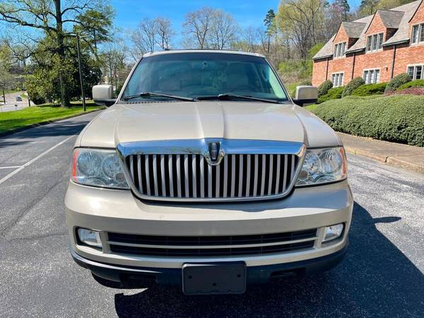 2006 Lincoln Navigator Luxury - - by dealer for sale in Knoxville, TN – photo 3