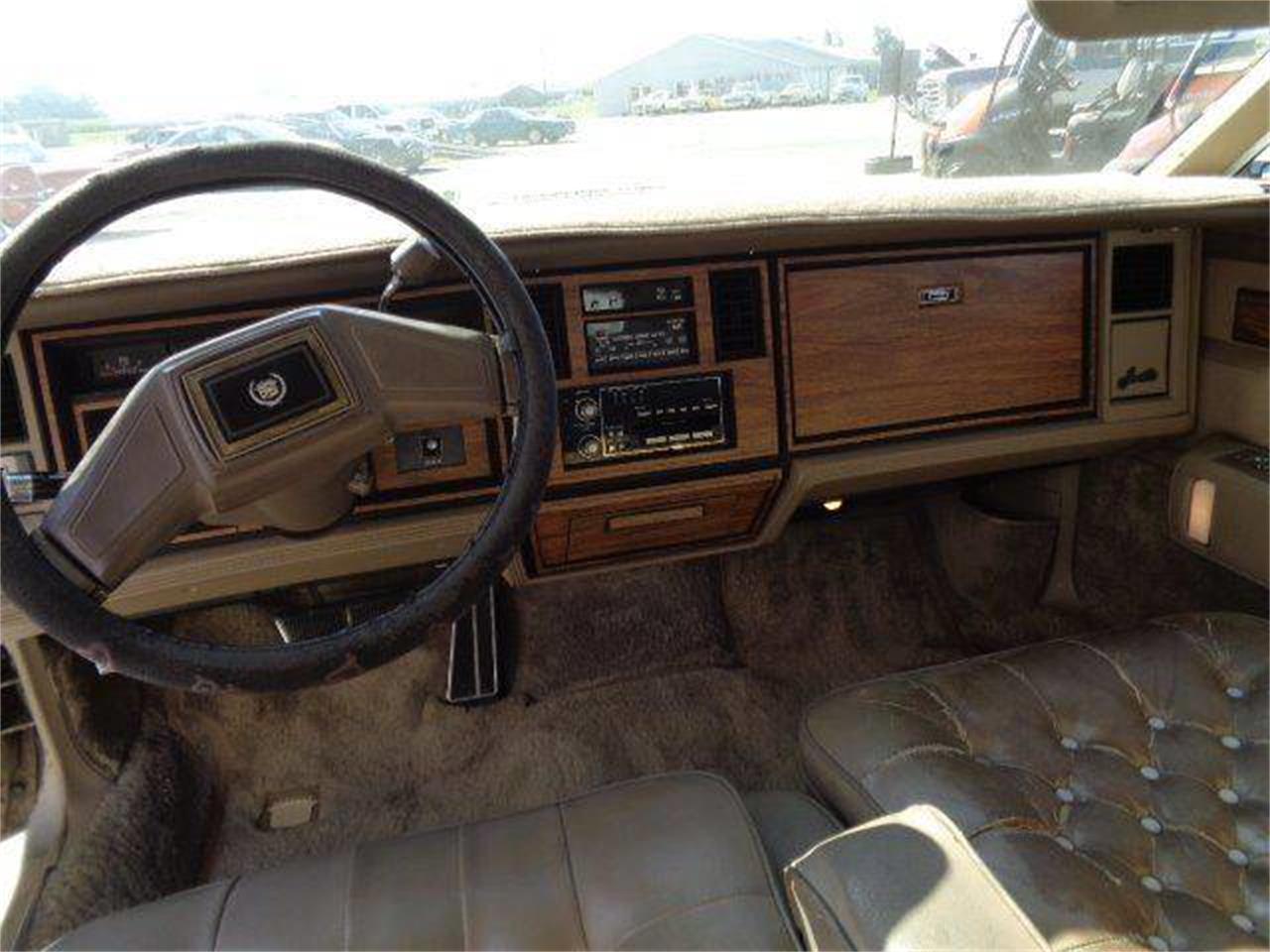 1985 Cadillac Seville for sale in Staunton, IL – photo 5