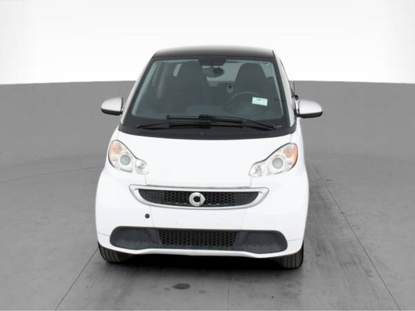 2013 smart fortwo Pure Hatchback Coupe 2D coupe White - FINANCE... for sale in Springfield, MA – photo 17