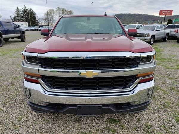 2018 Chevrolet Silverado 1500 LT - - by dealer for sale in Chillicothe, OH – photo 2