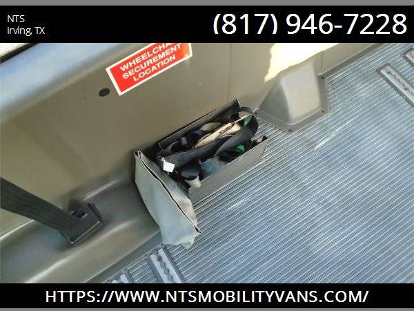 09 FORD E350 ADA VAN MOBILITY HANDICAPPED WHEELCHAIR LIFT ALL SERVICED for sale in Irving, TN – photo 7