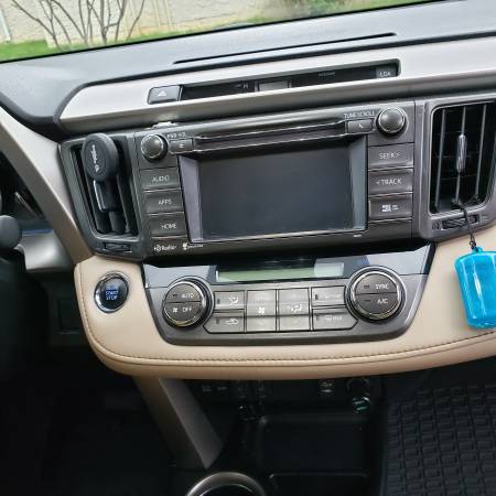 Toyota Rav4 Limited AWD for sale for sale in Wilmington, DE – photo 11