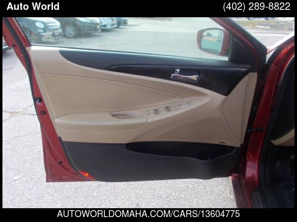 2013 Hyundai Sonata 4dr Sdn 2.0T Auto Limited *Ltd Avail* - cars &... for sale in Omaha, NE – photo 19