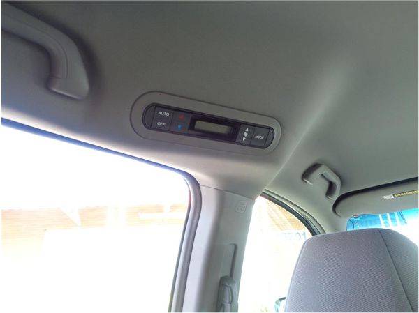 2010 Honda Odyssey EX Minivan 4D FREE CARFAX ON EVERY VEHICLE! for sale in Lynnwood, WA – photo 17