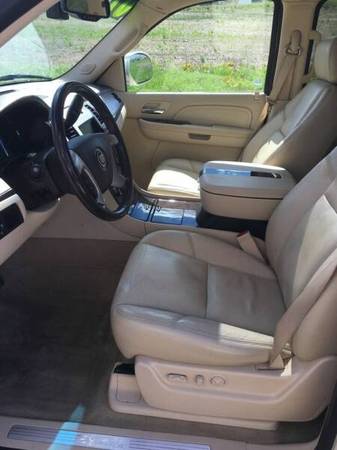 *SALE*2007 CADILLAC ESCALADE ESV*LOW MILES*SHARP* for sale in Troy, MO – photo 7