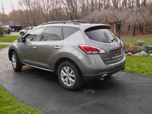 2011 Nissan Murano SL - cars & trucks - by owner - vehicle... for sale in Westerly, RI – photo 3