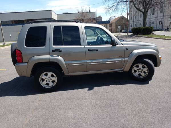 2003 JEEP LIBERTY - - by dealer - vehicle automotive for sale in Kenosha, WI – photo 3