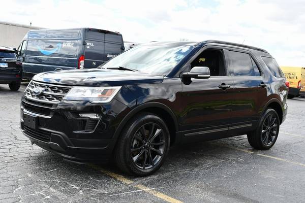 2018 Ford Explorer XLT - ONE OWNER 4X4 3RD ROW REMOTE START - cars & for sale in Oak Lawn, IL – photo 4