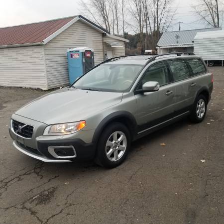 2008 Volvo XC70 AWD Wagon - cars & trucks - by dealer - vehicle... for sale in Salem, OR – photo 2