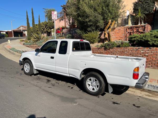 2002 Toyota Tacoma SR5 ExCab - cars & trucks - by owner - vehicle... for sale in Playa Del Rey, CA – photo 4