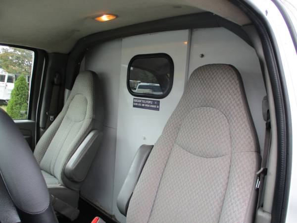 2004 Chevrolet 3500 ENCLOSED UTILITY / SERVICE BODY CUTAWAY for sale in south amboy, NJ – photo 12