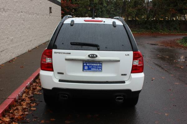 2009 KIA Sportage 4X4 - Super Clean! - cars & trucks - by dealer -... for sale in Corvallis, OR – photo 7