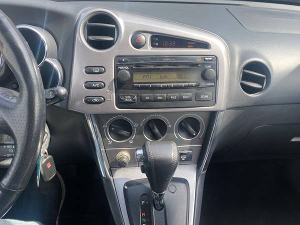 2006 Toyota Matrix XR - - by dealer - vehicle for sale in Pewaukee, WI – photo 12