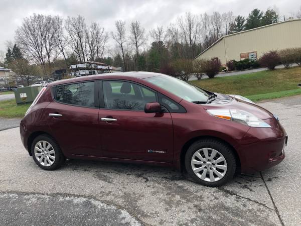 2017 NISSAN LEAF ELECTRIC - - by dealer - vehicle for sale in Williston, VT – photo 4