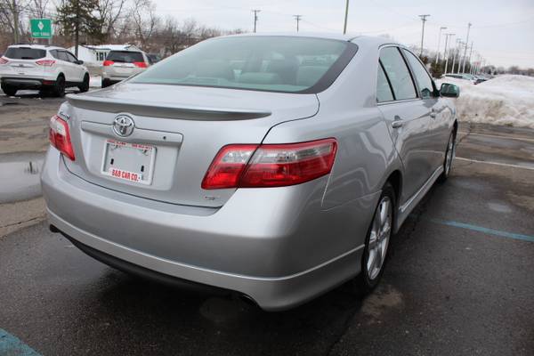 2009 Toyota Camry SE - Clean - - by dealer - vehicle for sale in Mount Clemens, MI – photo 5