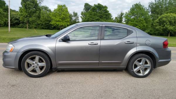 12 DODGE AVENGER SE- 2 OWNER, ONLY 105 K MILES, 2 OWNER, CLEAN/ SHARP! for sale in Miamisburg, OH – photo 2
