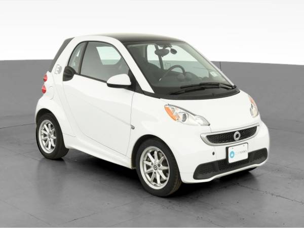 2016 smart fortwo electric drive Hatchback Coupe 2D coupe White - -... for sale in Atlanta, CA – photo 15