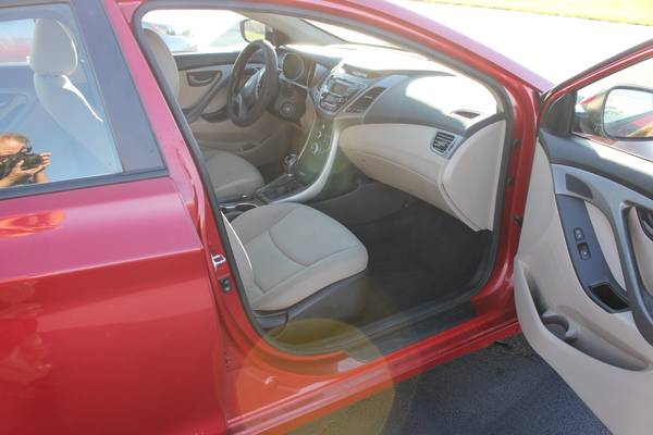 2014 HYUNDAI ELANTRA - cars & trucks - by dealer - vehicle... for sale in Ridgeville, IN – photo 7
