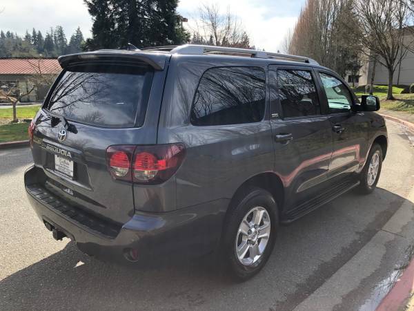 2018 Toyota Sequoia SR5 4WD - 5 7L V8, Leather, Third Row, Loaded for sale in Kirkland, WA – photo 5