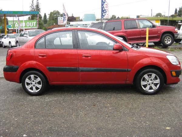 2007 KIA RIO 4-DR. HATCHBACK GAS-SAVER - cars & trucks - by dealer -... for sale in Seattle, WA – photo 6
