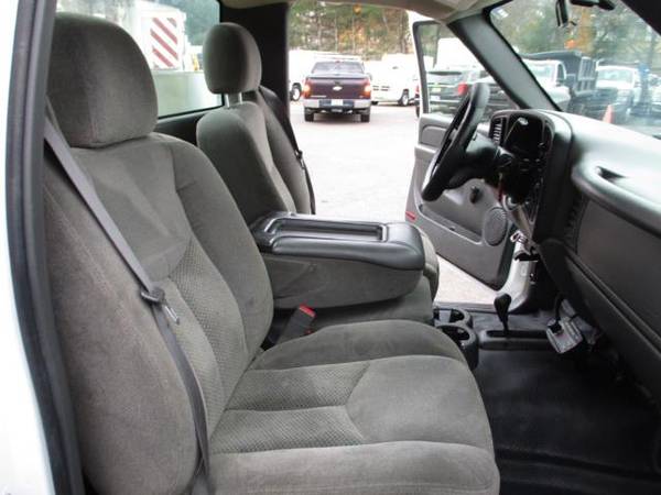 2006 Chevrolet Silverado 2500 REG. CAB 4X4 W/ SNOW PLOW * 84K * -... for sale in south amboy, MS – photo 12