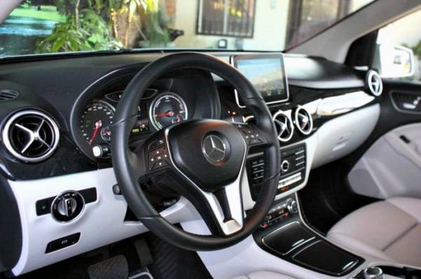 *2016* *Mercedes-Benz* *B-Class* *Electric Drive* for sale in Glendale, CA – photo 13