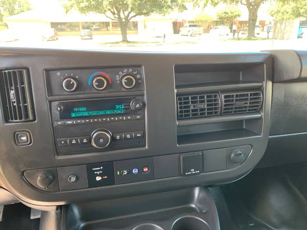 2018 GMC Savana G3500 LT Extended V8 6.0L FLEX FUEL E85 - cars &... for sale in Carrollton, TX – photo 11
