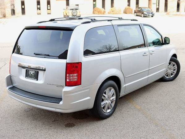 2010 CHRYSLER TOWN & COUNTRY TOURING PLUS 90k-MILES REAR-CAM DVD for sale in Elgin, IL – photo 4