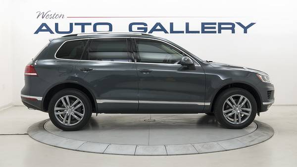 2016 Volkswagen Touareg Lux AWD SUV ~ Warranty ~ Immaculate! for sale in Fort Collins, CO – photo 6