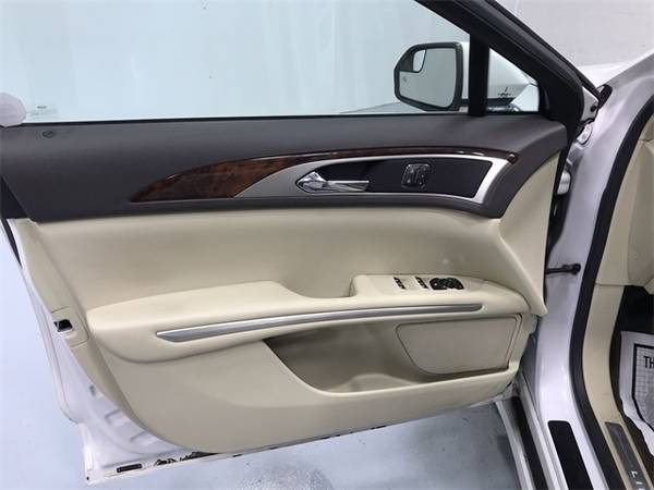 2013 Lincoln MKZ Base with - cars & trucks - by dealer - vehicle... for sale in Wapakoneta, IN – photo 10