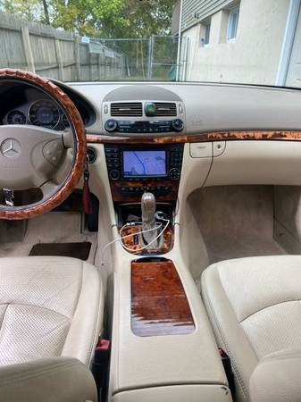 Immaculate 2005 Mercedes E500 4matic - cars & trucks - by owner -... for sale in Wayne, NJ – photo 8