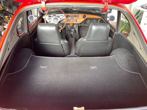 BEAUTIFUL CLASSIC AWARD WINNING ORIGINAL 1970 TRIUMPH GT6 - cars & for sale in Other, District Of Columbia – photo 22