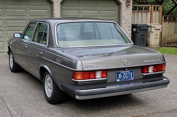 1985 Mercedes-Benz 300D Turbodiesel - - by dealer for sale in Lake Oswego, OR – photo 3