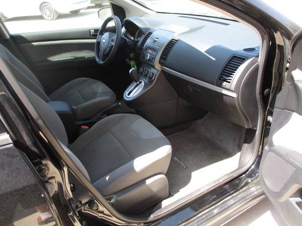 2012 Nissan Sentra SR 4 Door Low Miles/62K - - by for sale in CENTER POINT, IA – photo 11