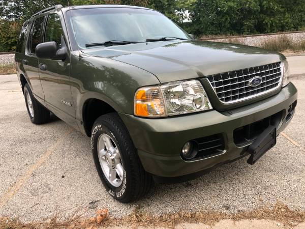 2004 Ford Explorer XLT - cars & trucks - by dealer - vehicle... for sale in Evergreen Park, IL – photo 3