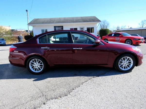 2011 Hyundai Genesis 4dr Sdn V6 - - by dealer for sale in Cookeville, TN – photo 2
