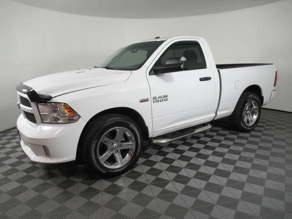 2014 RAM 1500 4WD Reg Cab 120.5" Express 4WD Reg Cab 120.5" for sale in Champaign, IL – photo 3