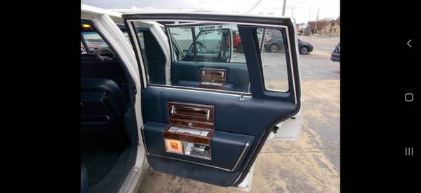 1-owner Like New Cadillac Fleetwood Brougham Limousine Only 19k for sale in Cabot, AR – photo 8
