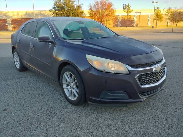 2015 CHEVROLET MALIBU LT LOW MILES! RUNS/DRIVES GREAT! CLEAN CARFAX!... for sale in Norman, KS – photo 2