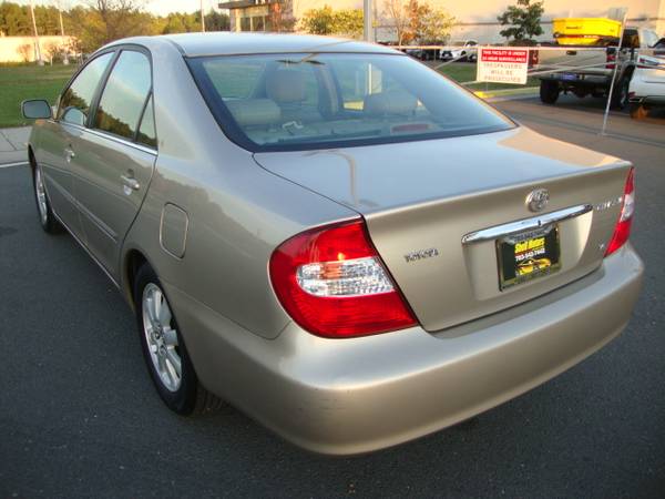 2003 Toyota Camry XLE V6 - cars & trucks - by dealer - vehicle... for sale in CHANTILLY, District Of Columbia – photo 4