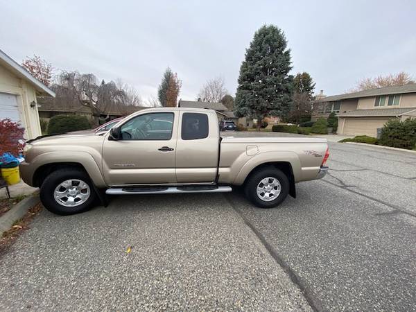 2008 Tacoma 4WD Access Cab Original Owner - cars & trucks - by owner... for sale in Richland, WA – photo 4