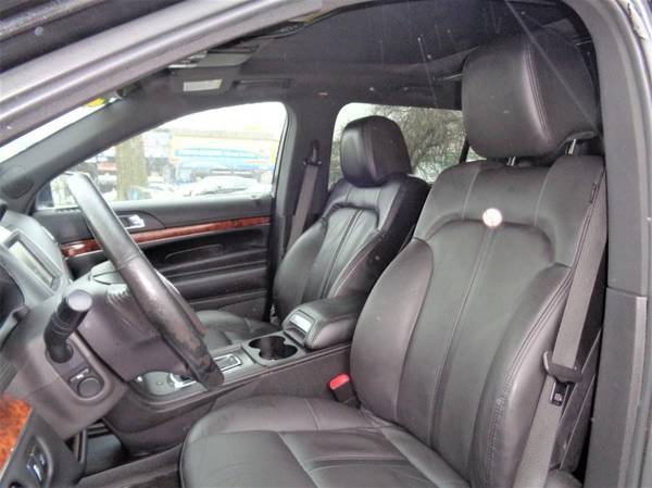 2015 Lincoln MKT 4dr Wgn 3 7L AWD w/Livery Pkg YOU WILL DRIVE OUT for sale in Elmont, NY – photo 11