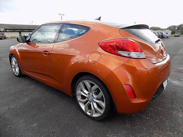 2012 *Hyundai* *Veloster* *3d Coupe w/Black Seats Auto - cars &... for sale in Crystal, MN – photo 4