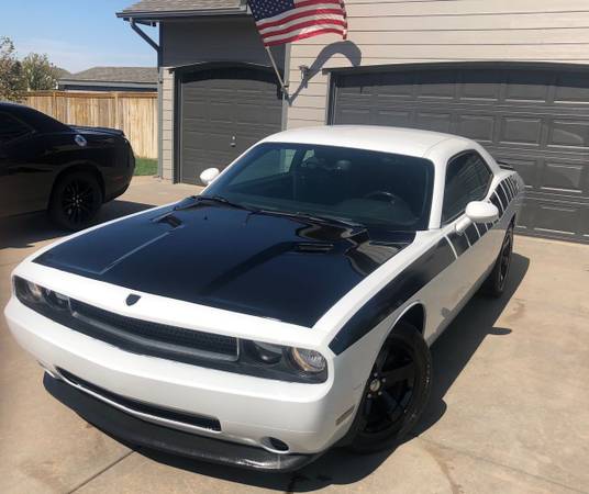 2012 Dodge Challenger High Outfit only 102k Miles Perfect Condition for sale in Wichita, KS – photo 8