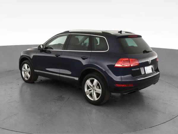 2011 VW Volkswagen Touareg VR6 Lux Sport Utility 4D suv Blue -... for sale in Chicago, IL – photo 7